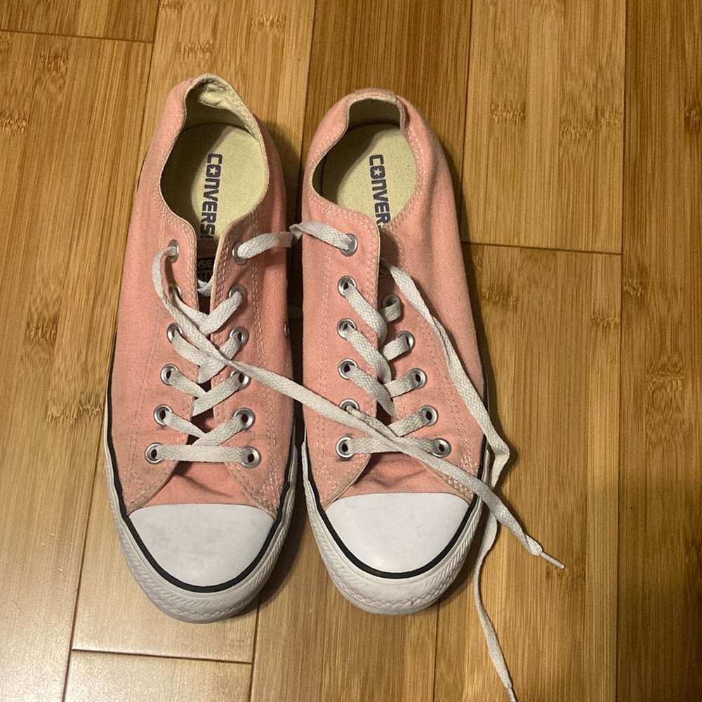 Converse All Star Women’s Size 10 & Men’s Size 8 Lace Up Sneakers Pink Color